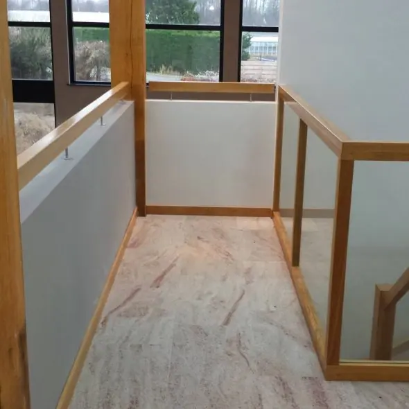 Leuning met glas