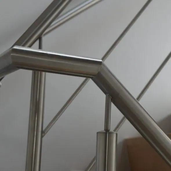 Detail industriële leuning