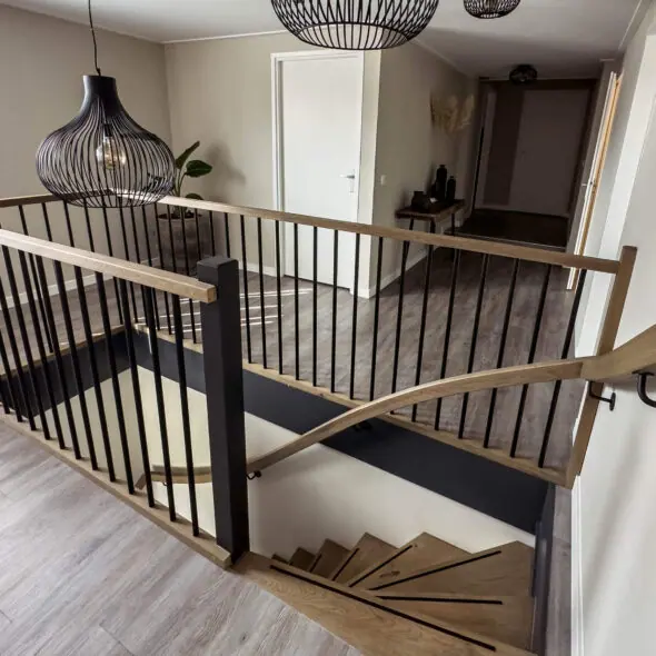 Bovenkant van dubbelkwart trap