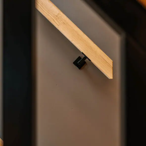Leuning van rubberwood