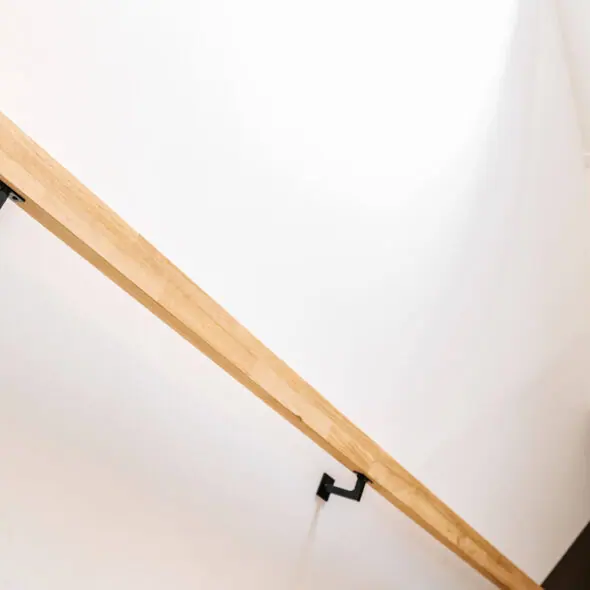 Rubberwood trapleuning