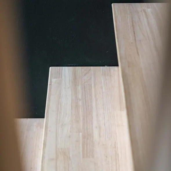 Rubberwood traptreden