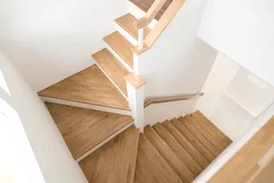 Model trap dubbelkwart