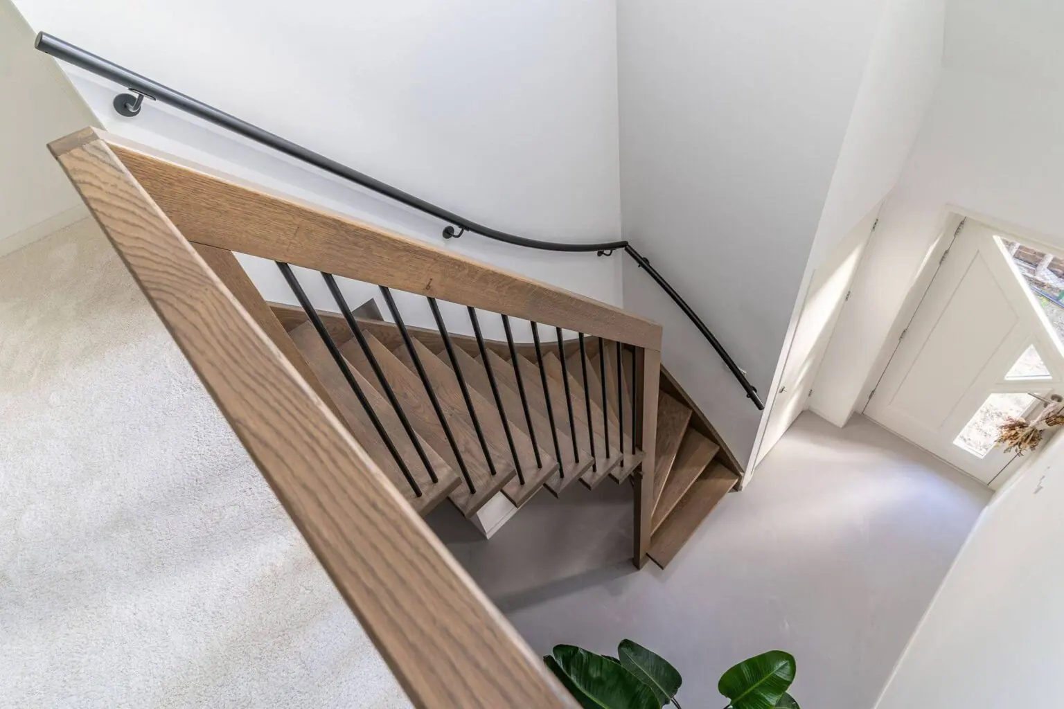Eiken onderkwart hangende treden header